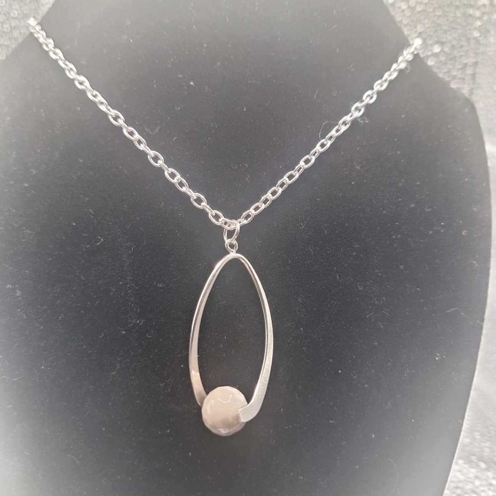 HANDMADE NATURAL ORCA AGATE BEAD NECKLACE